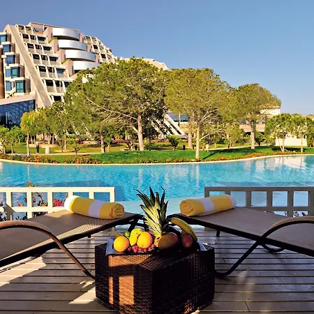 Üdülőközpont Susesi Luxury
